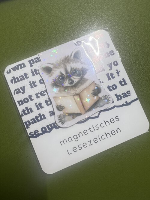 Magnetisches Lesezeichen - Waschbär lesend