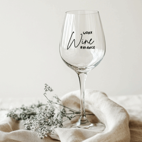 Weinglas "work wine balance"